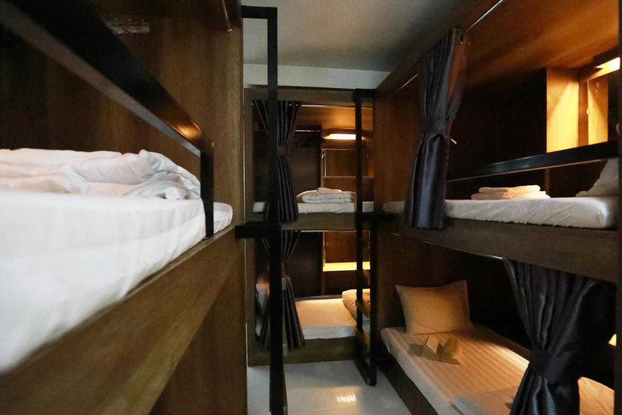 Bui Vien Street Hostel Хошимин Екстериор снимка